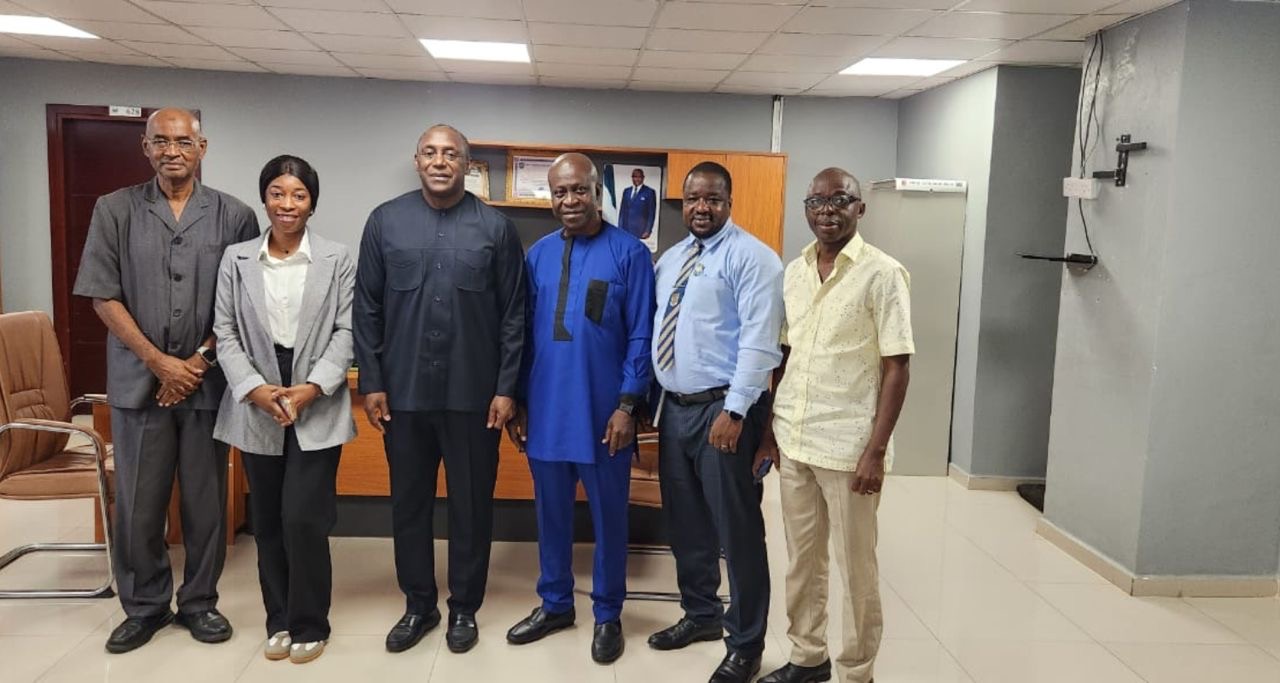 Hon. Alhaji Dr. Kandeh K. Yumkella Engages Fourah Bay College on Potential Solar Electrification